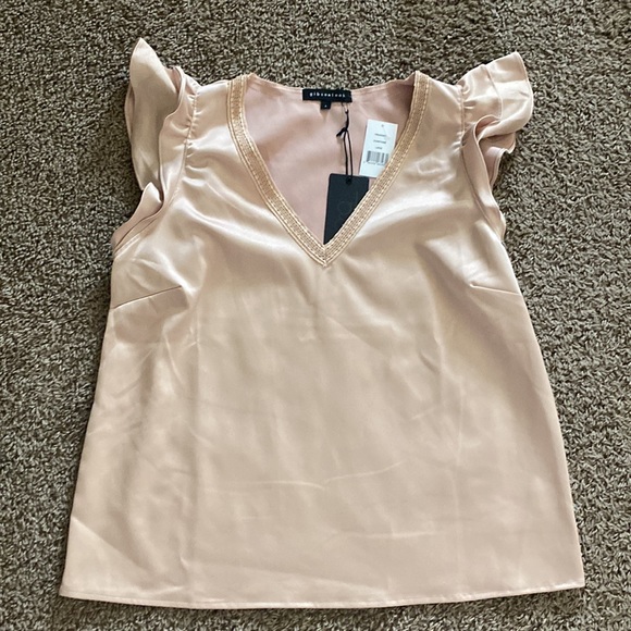 Gibsonlook festive flutter sleeve v-neck top - Picture 3 of 4